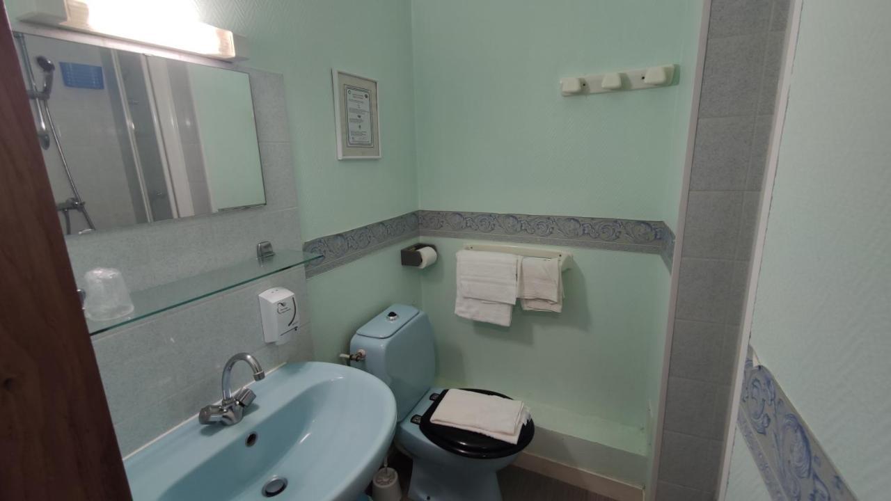 Hotel Angleterre 셰르부르 앙 코탱탕 외부 사진