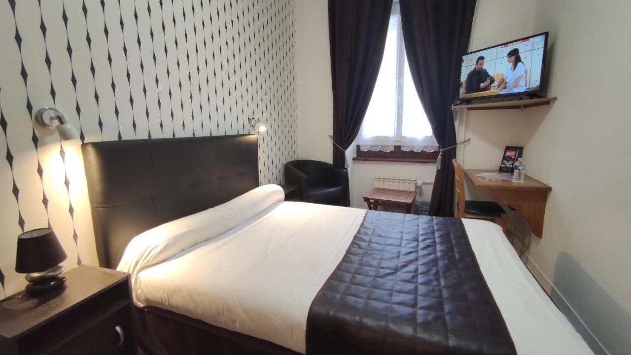 Hotel Angleterre 셰르부르 앙 코탱탕 외부 사진