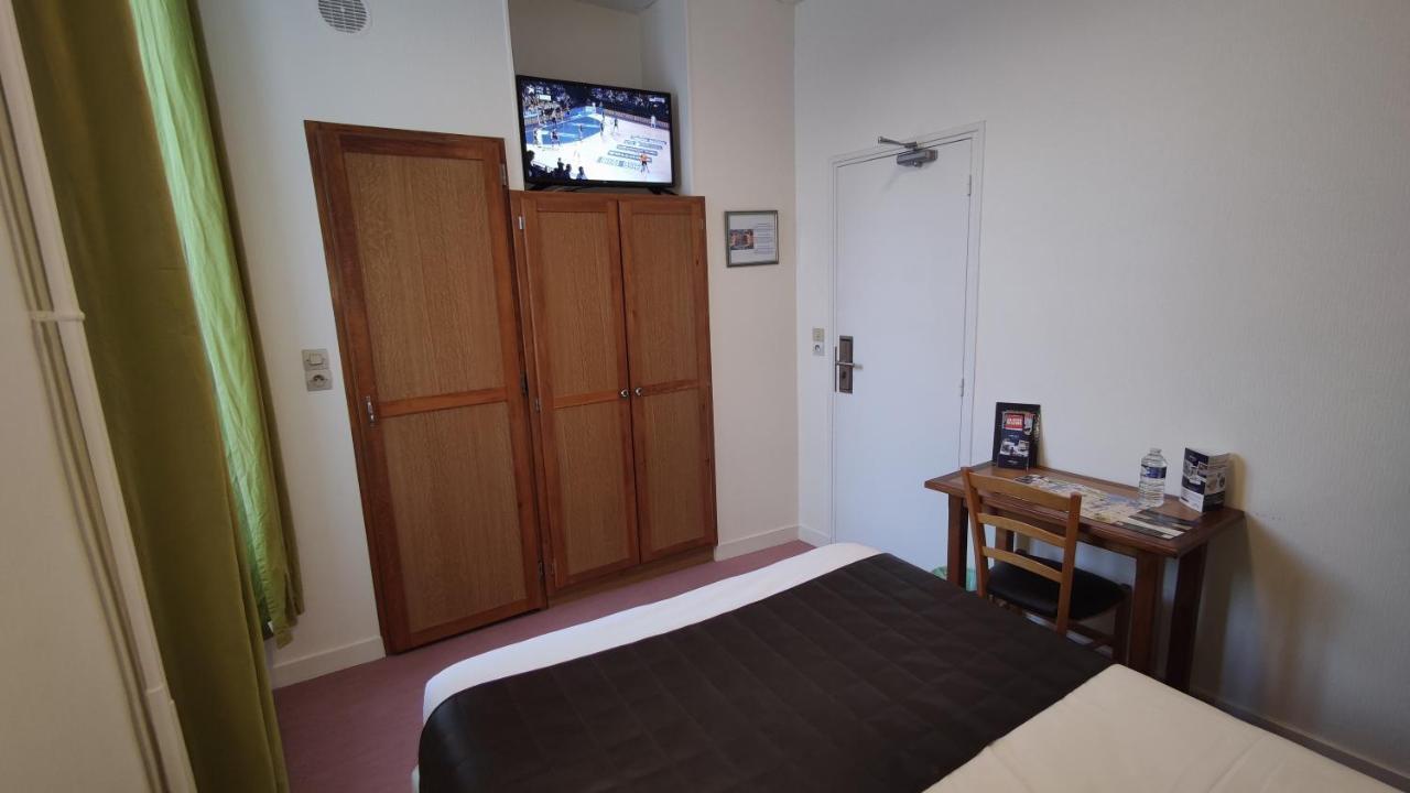 Hotel Angleterre 셰르부르 앙 코탱탕 외부 사진