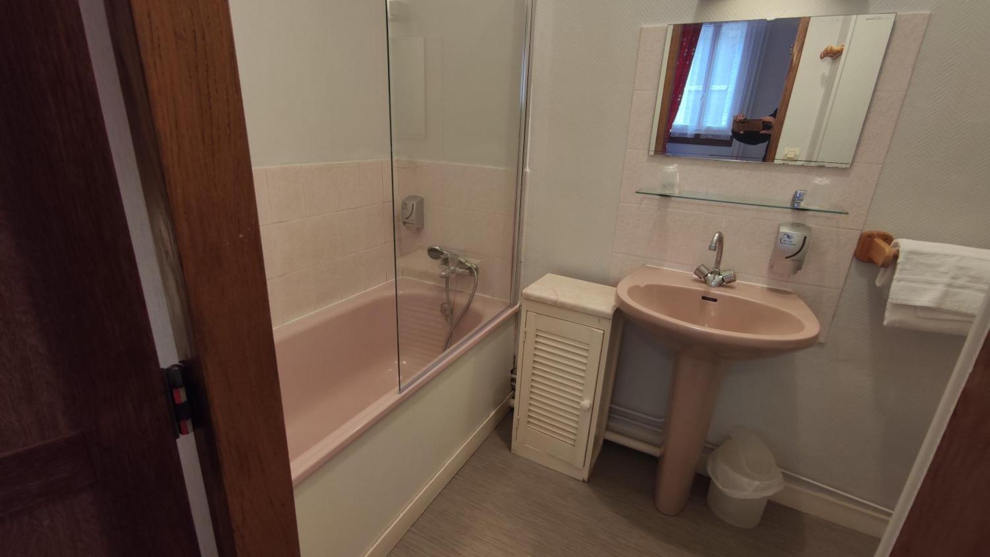 Hotel Angleterre 셰르부르 앙 코탱탕 객실 사진