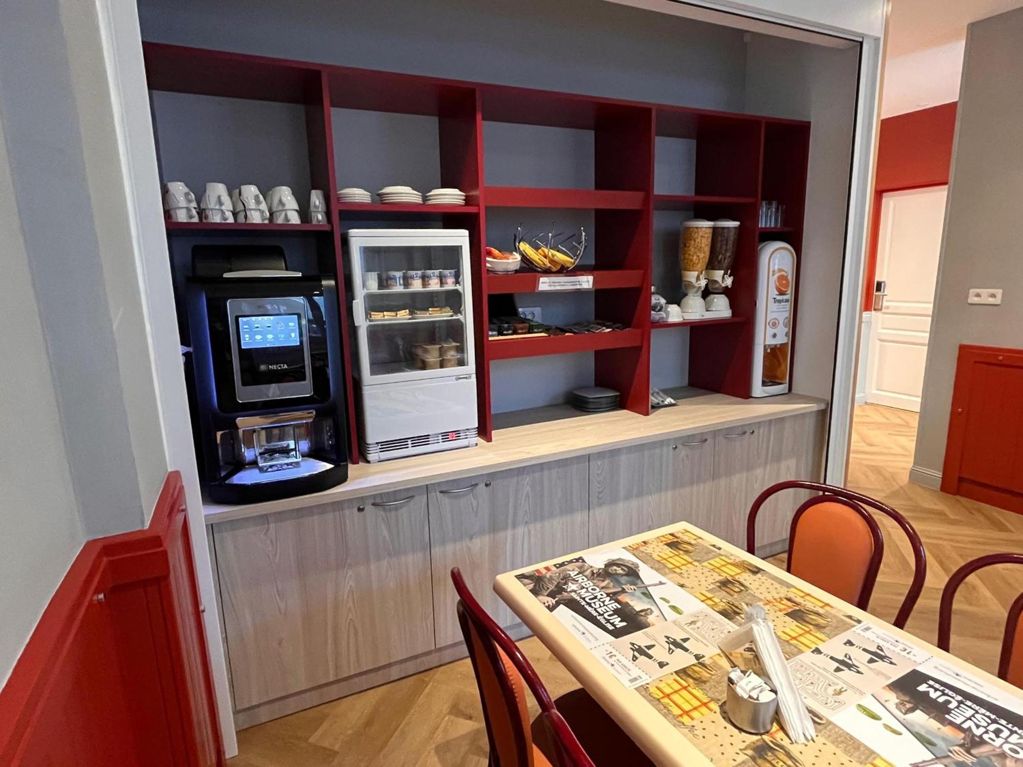 Hotel Angleterre 셰르부르 앙 코탱탕 외부 사진